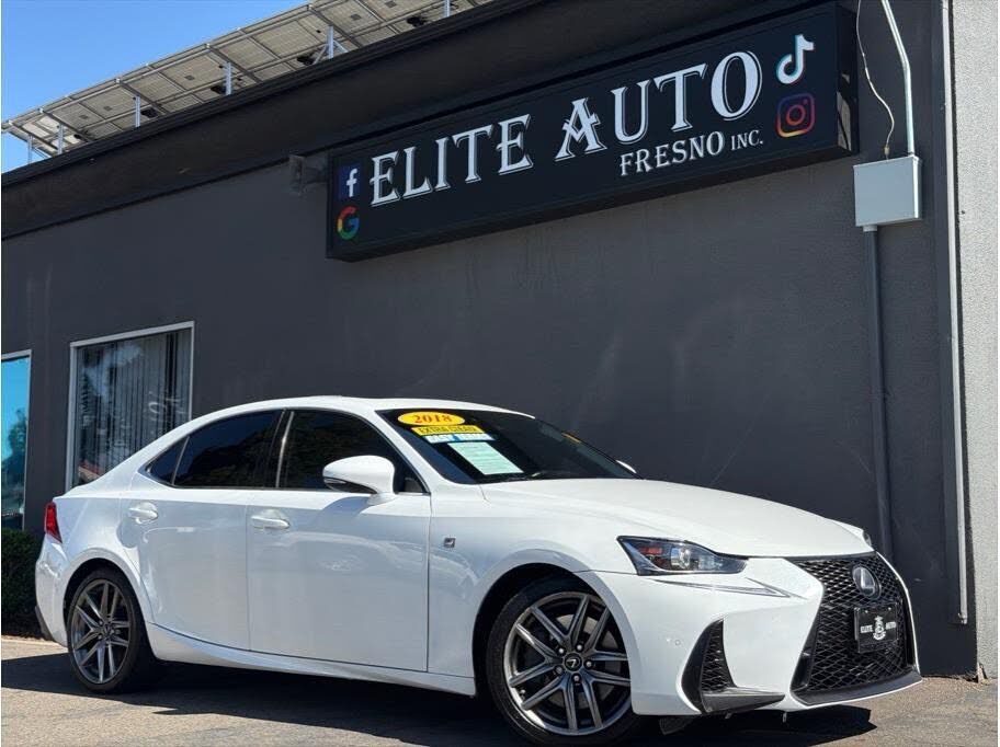 2018 LEXUS IS