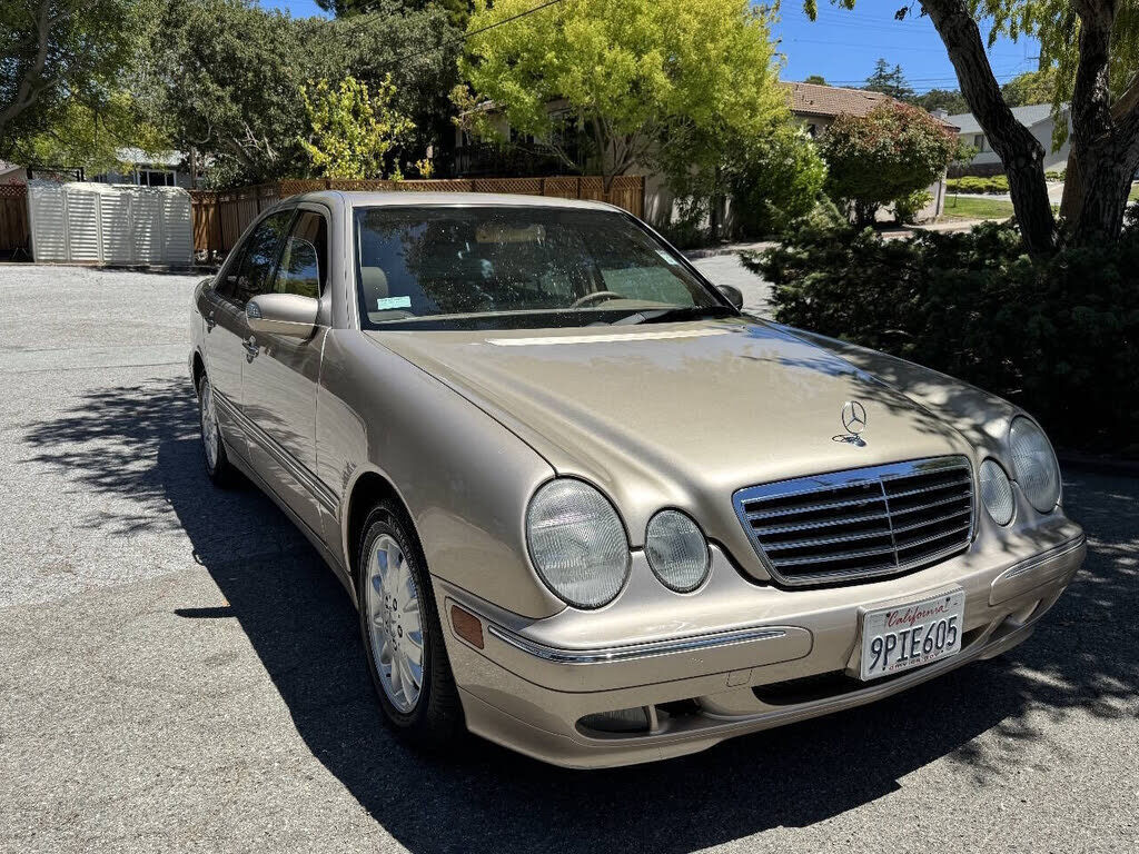 2000 MERCEDES-BENZ E-Class