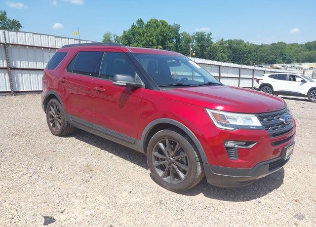 2018 FORD Explorer