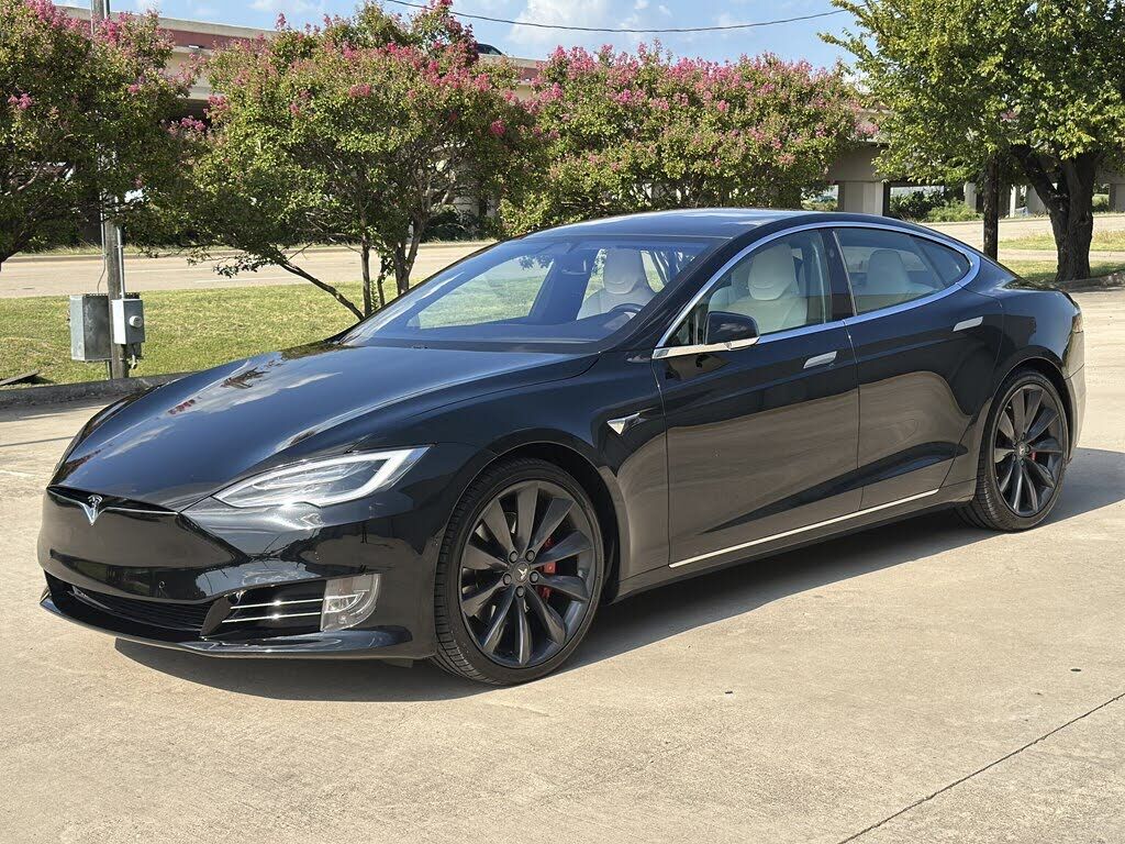 2017 TESLA Model S