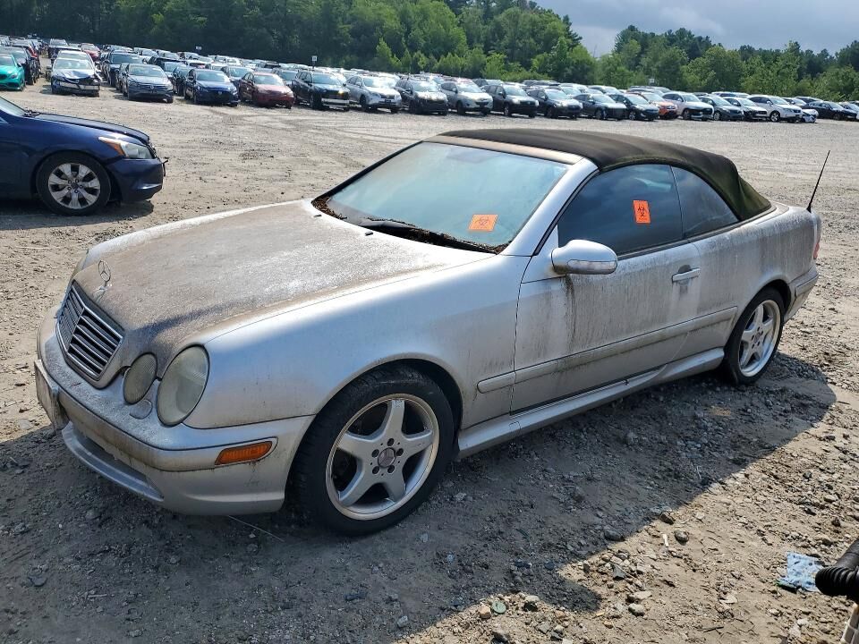 2002 MERCEDES-BENZ CLK-Class