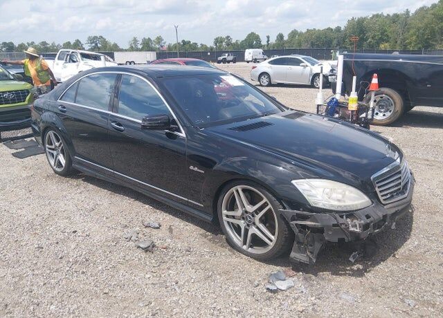2010 MERCEDES-BENZ S-Class