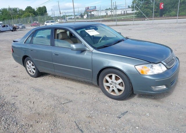 2000 TOYOTA Avalon