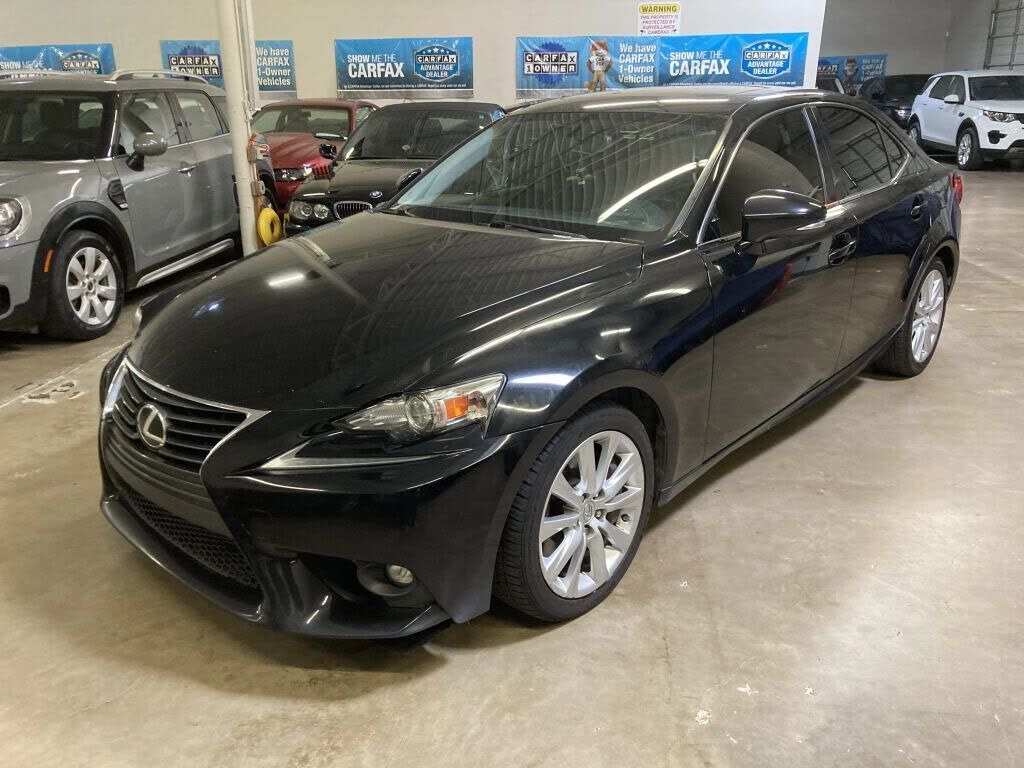 2016 LEXUS IS