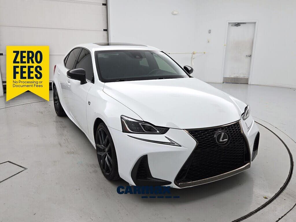 2019 LEXUS IS