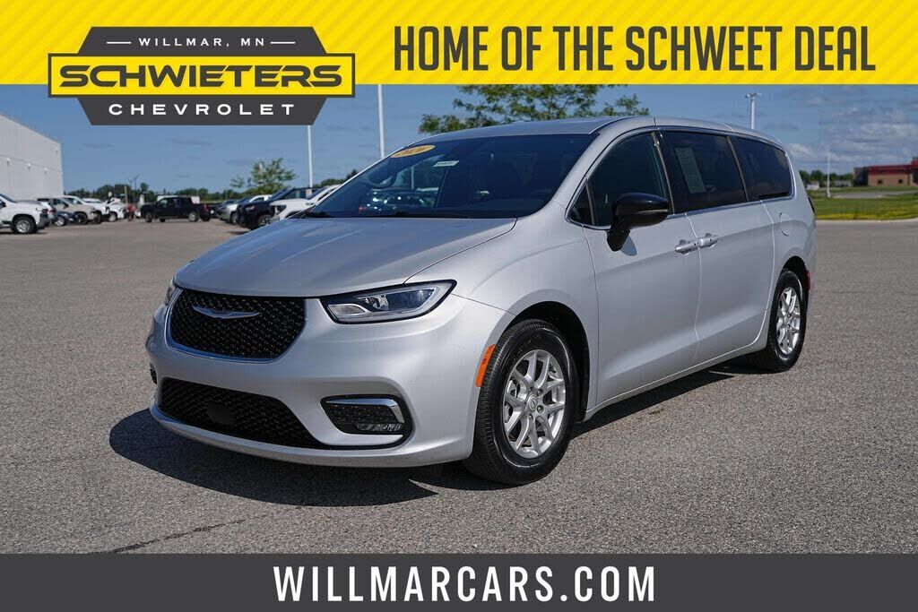 2026 CHRYSLER Pacifica