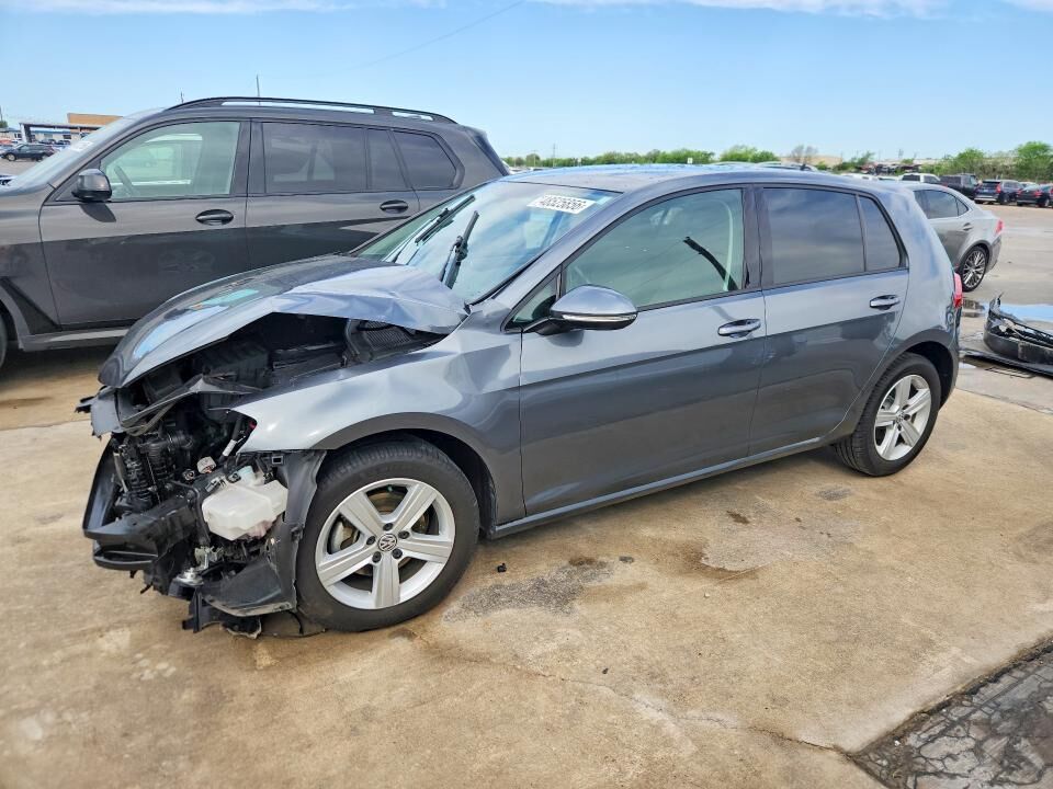 2017 VOLKSWAGEN Golf