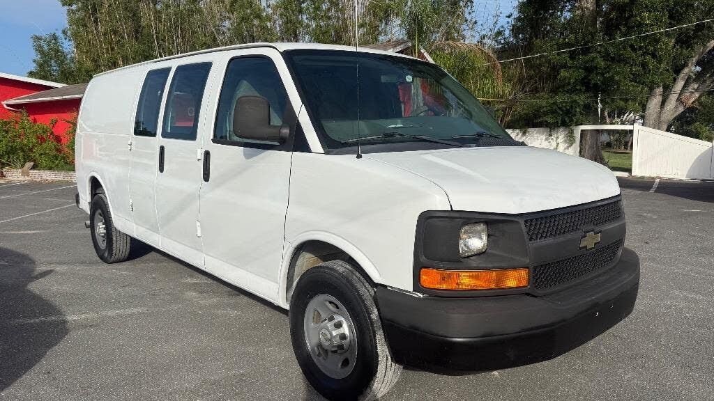 2012 CHEVROLET Express