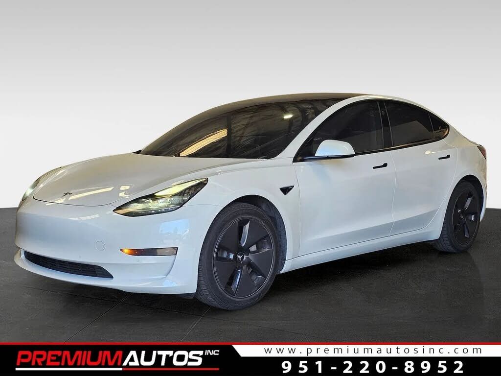 2021 TESLA Model 3