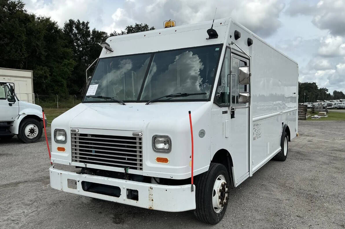 2016 FREIGHTLINER MT 55 Chassis