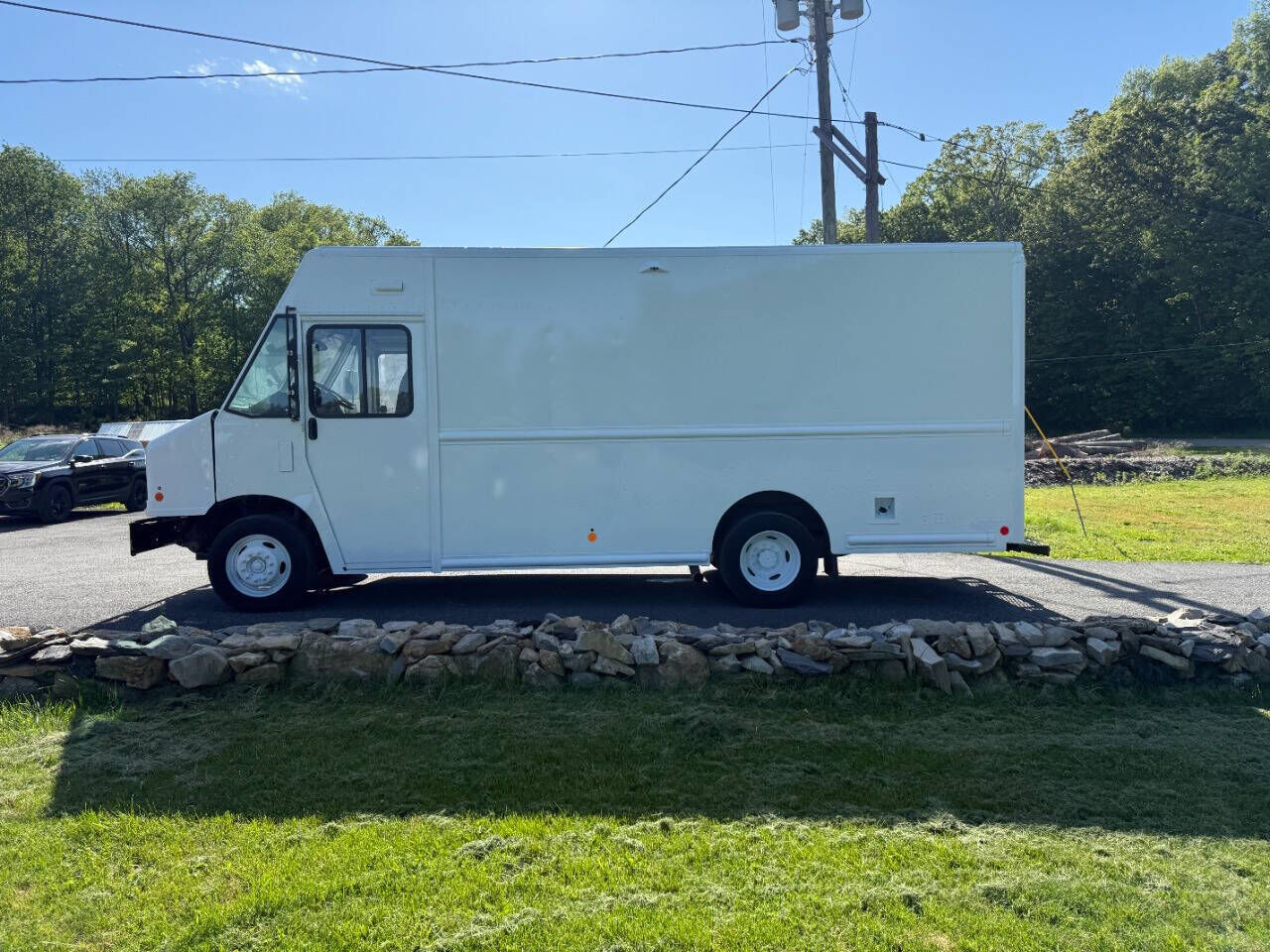 2019 FORD Commercial Chassis