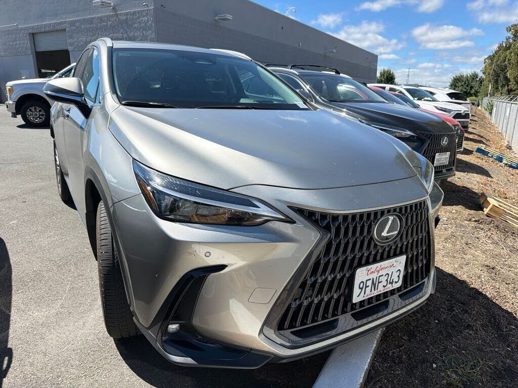 2023 LEXUS NX