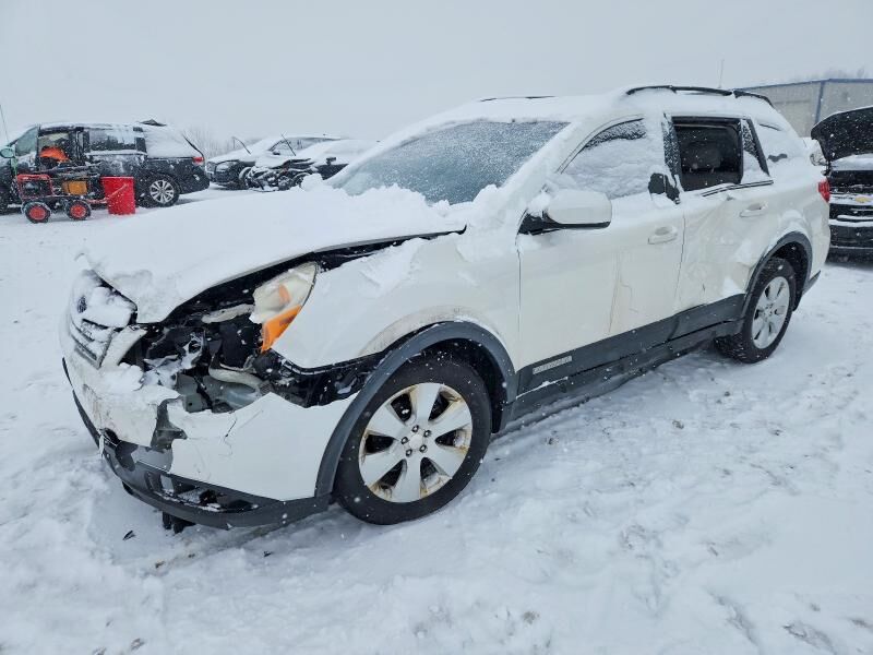 2011 SUBARU Outback