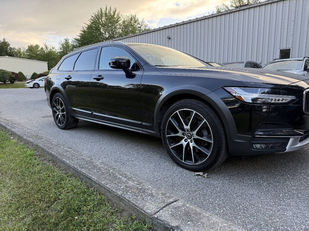 2020 VOLVO V90CC