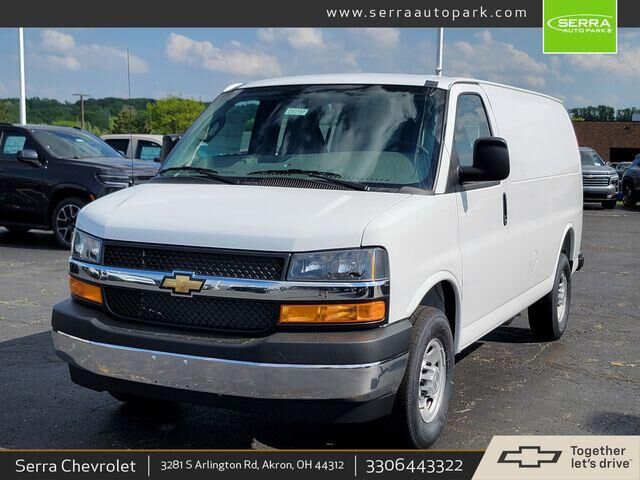2026 CHEVROLET Express