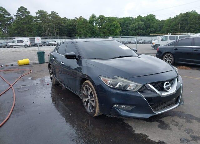 2017 NISSAN Maxima