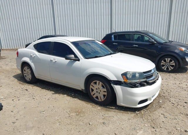 2011 DODGE Avenger