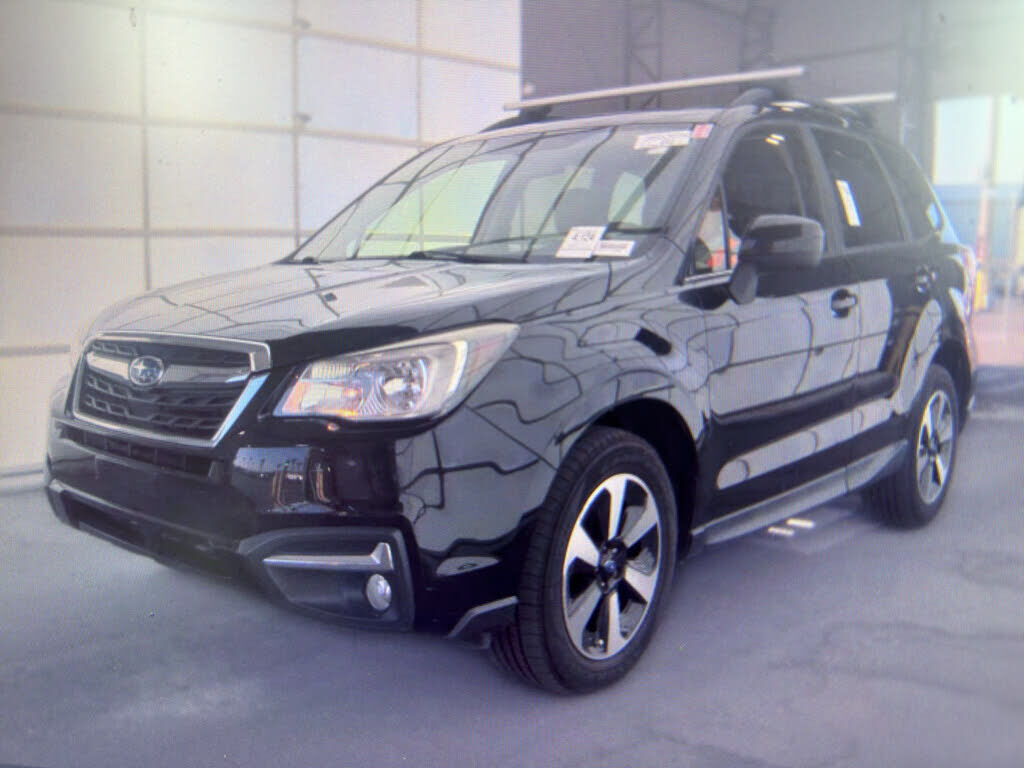 2017 SUBARU Forester