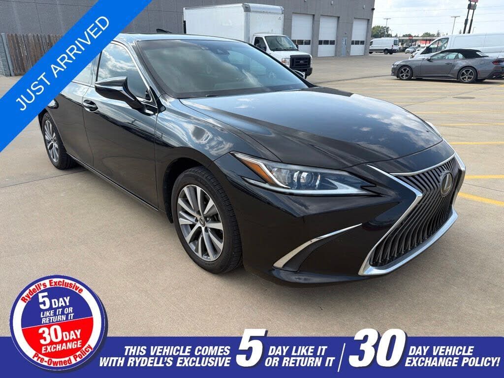 2021 LEXUS ES