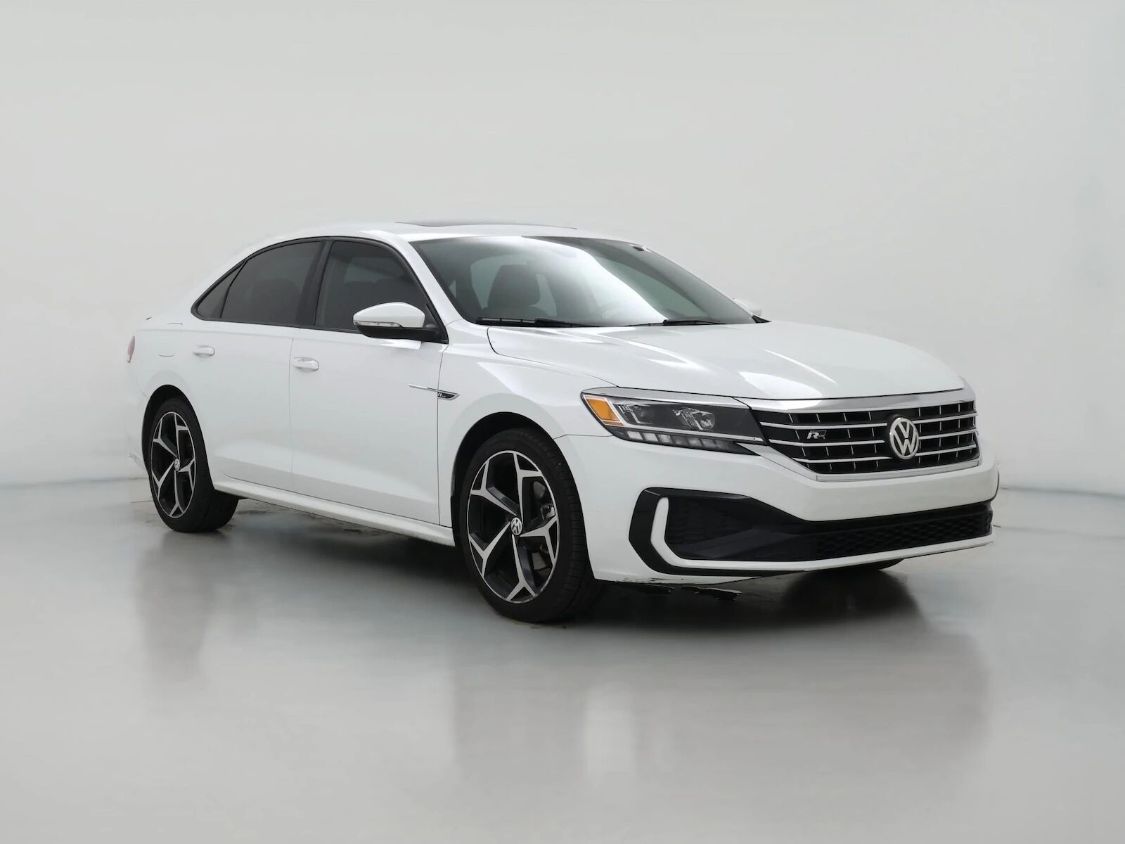 2021 VOLKSWAGEN Passat
