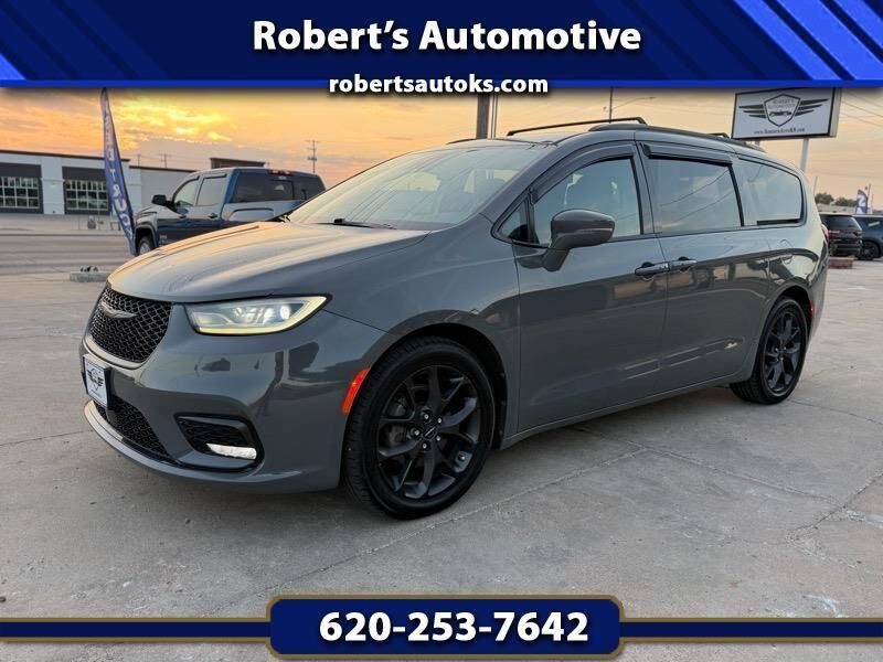 2021 CHRYSLER Pacifica