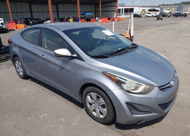 2016 HYUNDAI Elantra