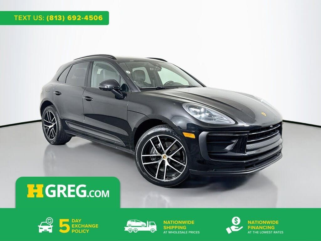 2022 PORSCHE Macan