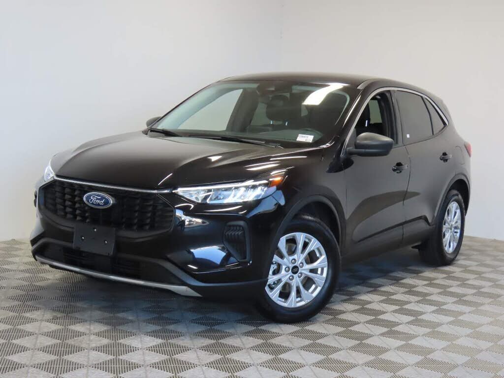 2024 FORD Escape