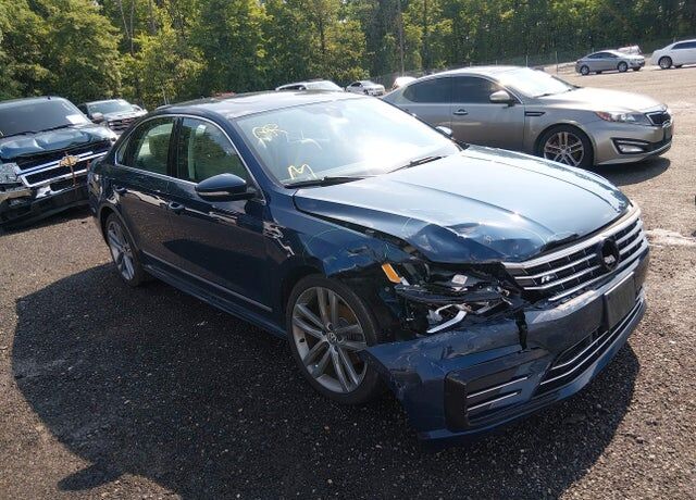 2019 VOLKSWAGEN Passat