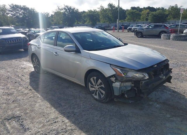 2020 NISSAN Altima