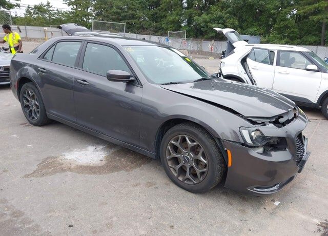 2015 CHRYSLER 300