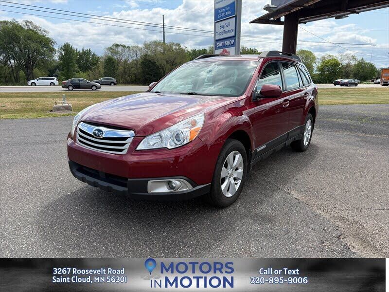 2012 SUBARU Outback
