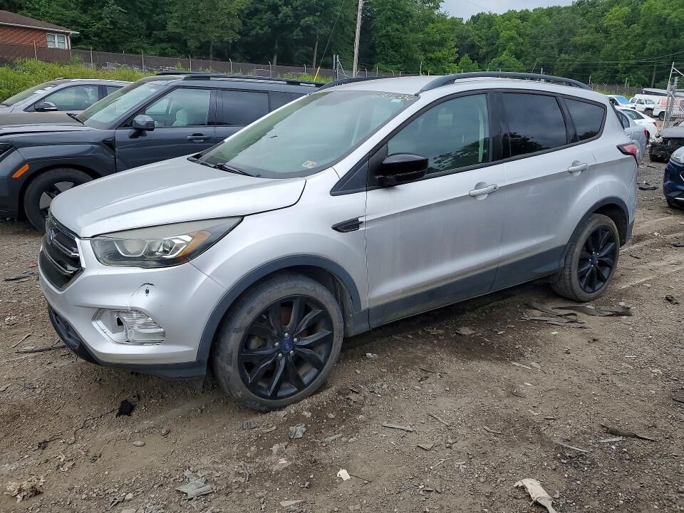 2017 FORD Escape