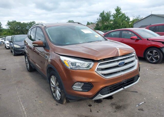 2017 FORD Escape