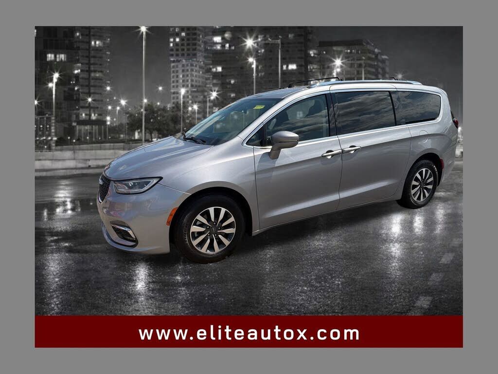 2021 CHRYSLER Pacifica