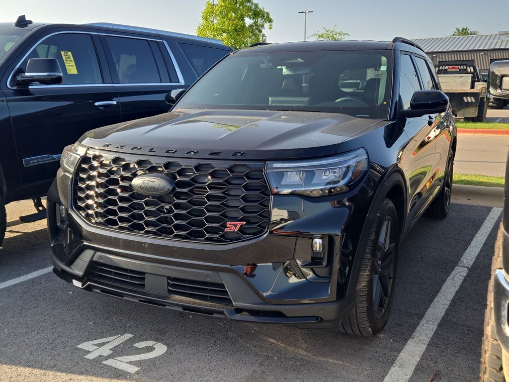 2025 FORD Explorer