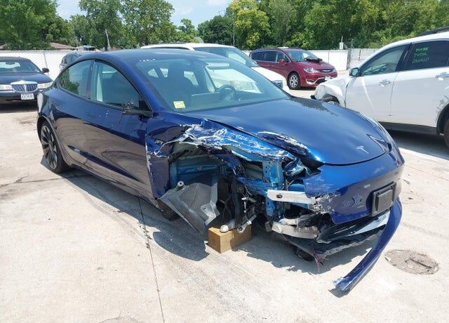2023 TESLA Model 3