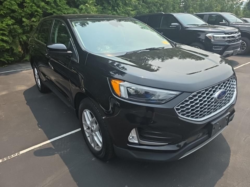 2023 FORD Edge