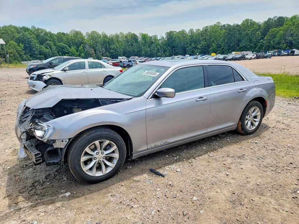 2016 CHRYSLER 300