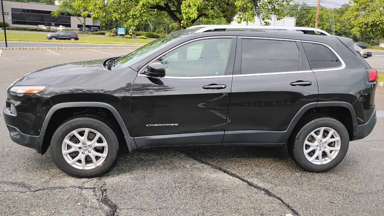 2016 JEEP Cherokee