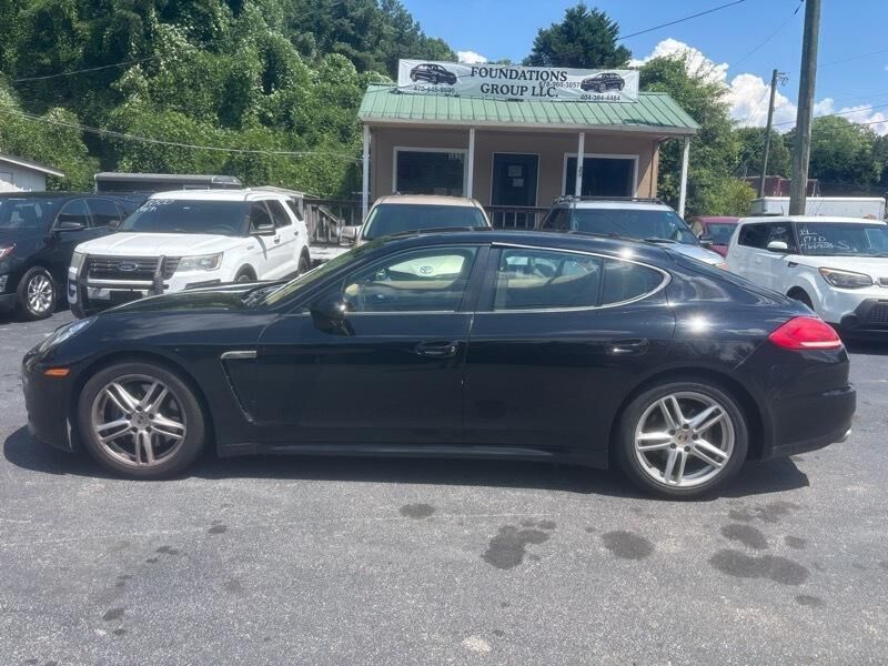 2014 PORSCHE Panamera