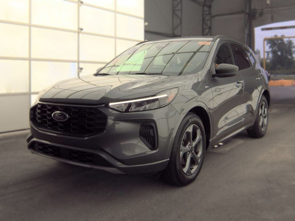 2023 FORD Escape