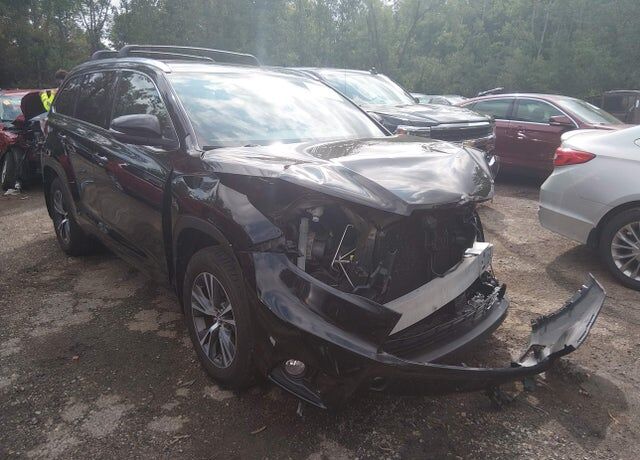 2016 TOYOTA Highlander