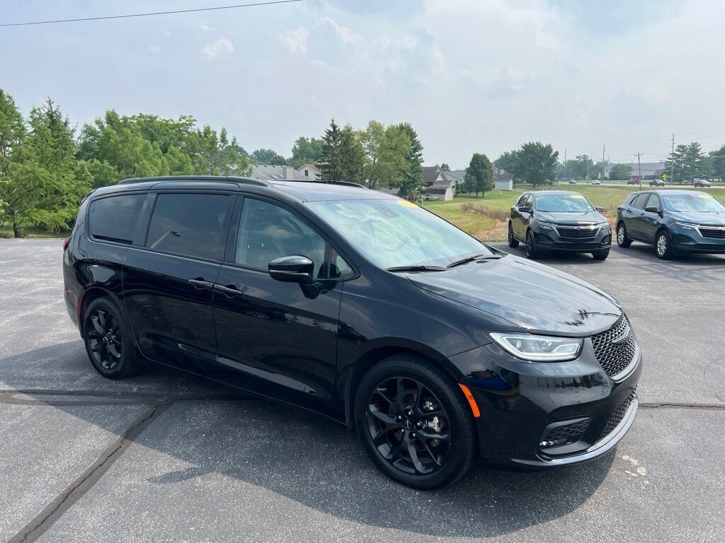 2025 CHRYSLER Pacifica