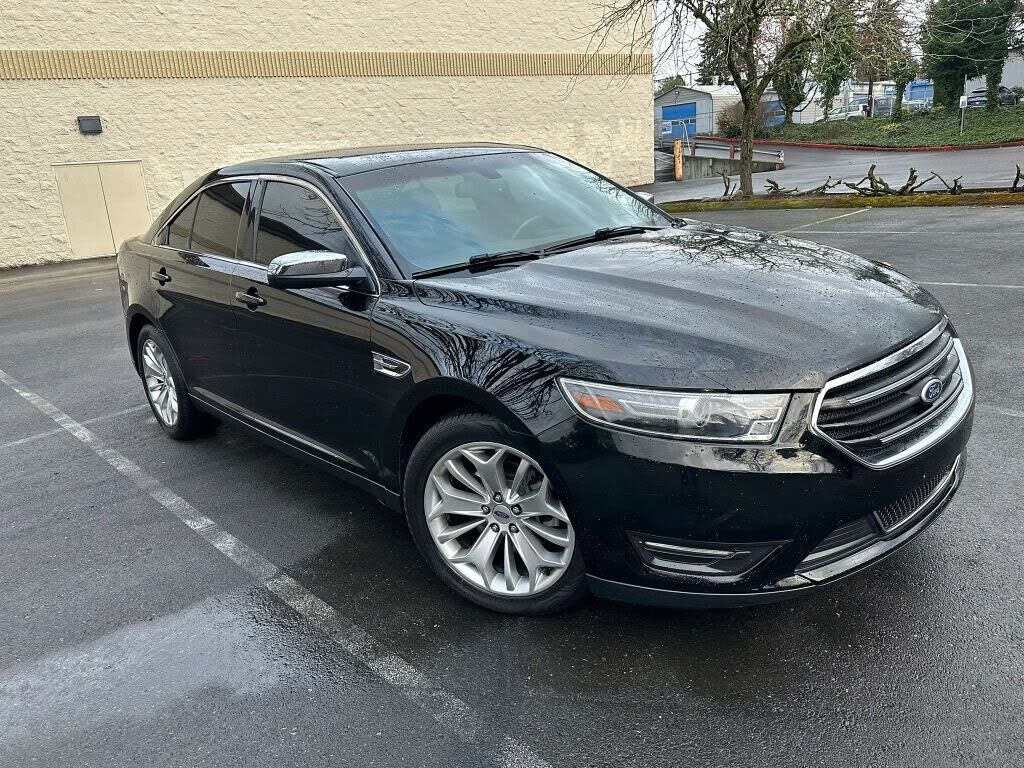 2016 FORD Taurus