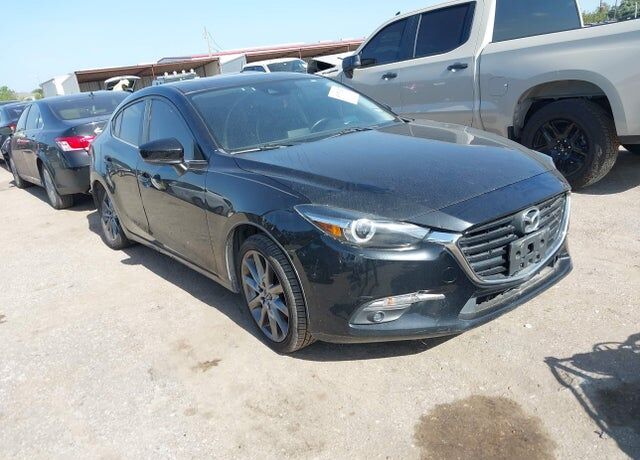 2018 MAZDA Mazda3