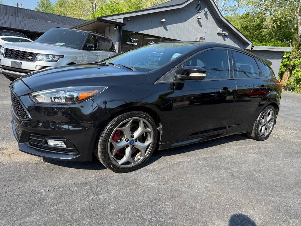 2017 FORD Focus