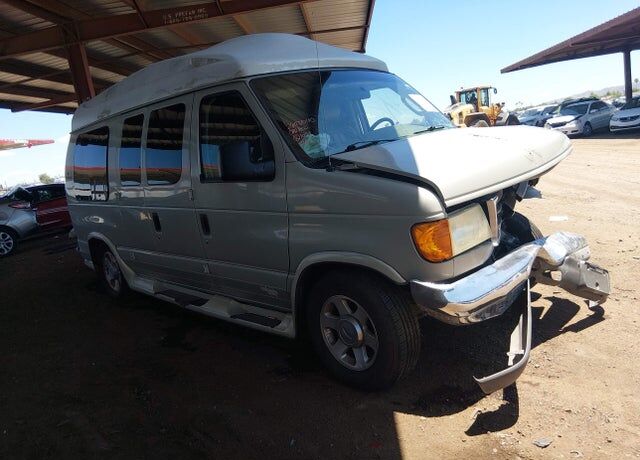 2005 FORD E-150