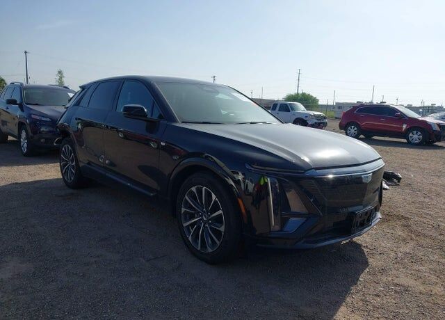 2025 CADILLAC Lyriq