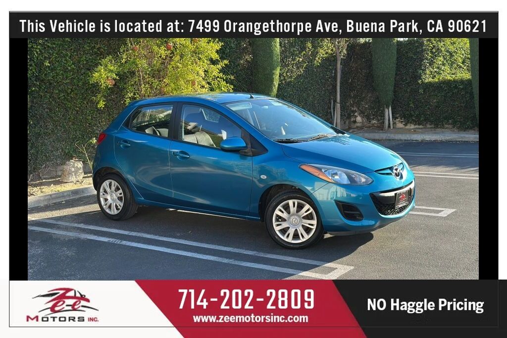 2012 MAZDA Mazda2